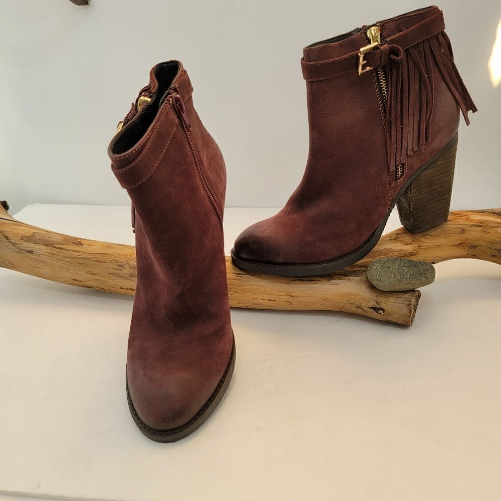 Steve madden woodmeer suede fringed booties